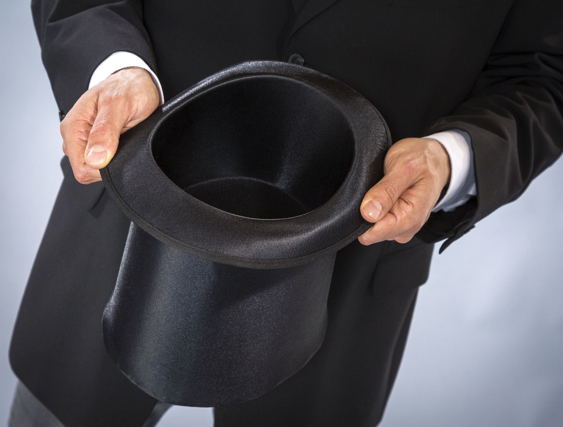 Hoher Zylinder Hut mit Satinbezug schwarz