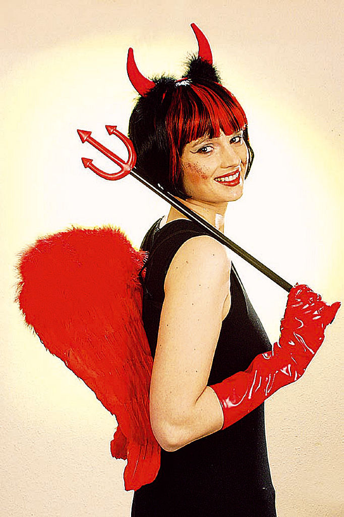 Teufelsflügel aus roten Federn ca. 50x40cm