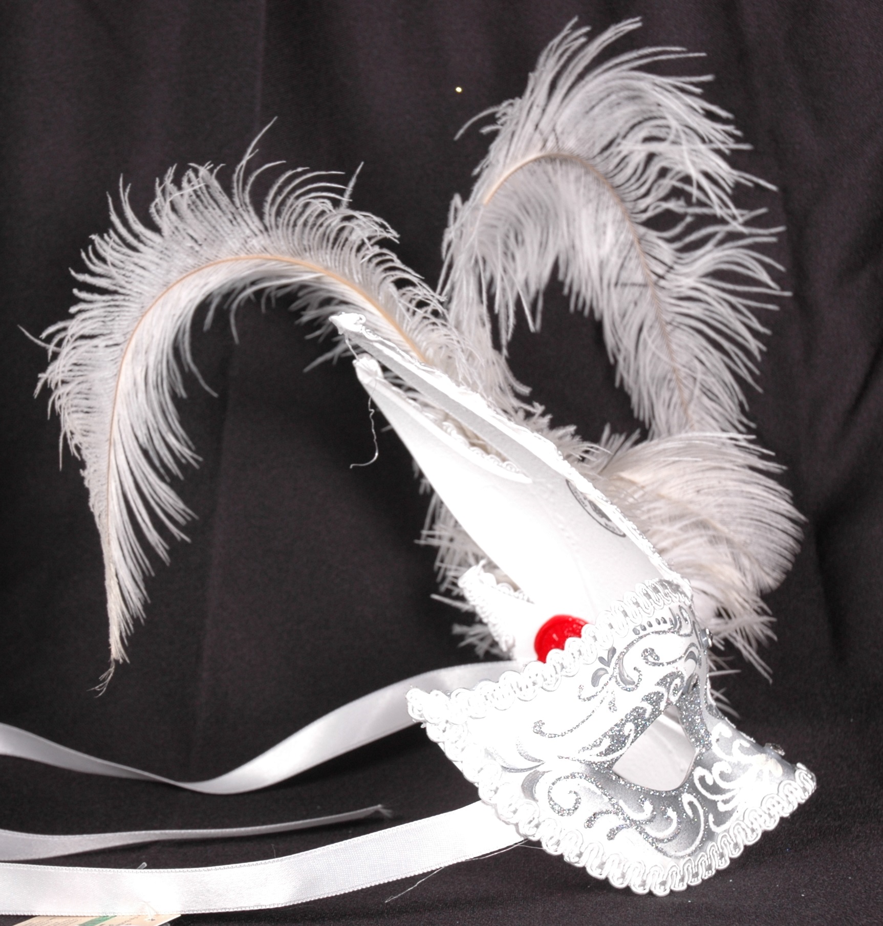 Venezianische Maske weiß-silber m.Federn Onda Ice