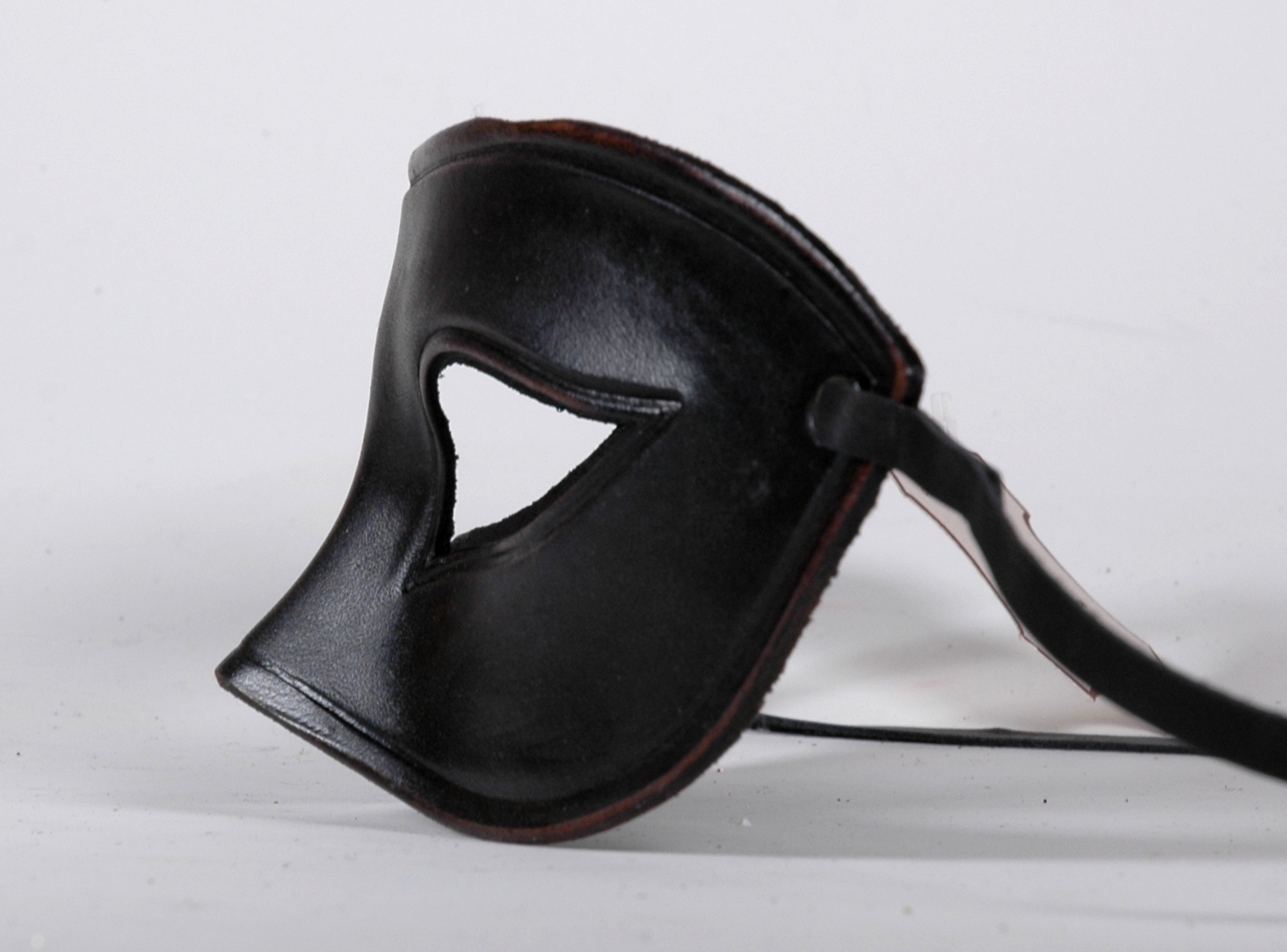 Venezianische Leder Maske schwarz