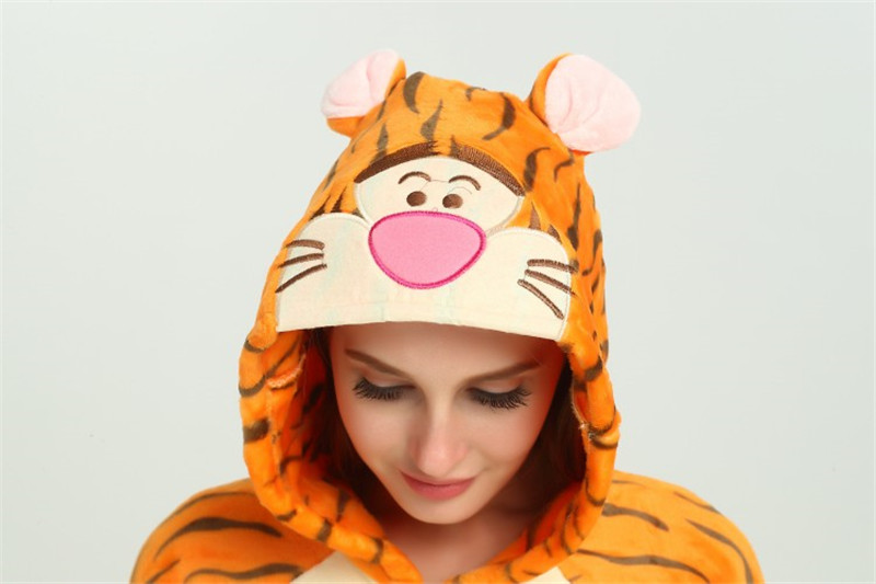 Tiger  Overall für Erwachsene SMALL   (L)